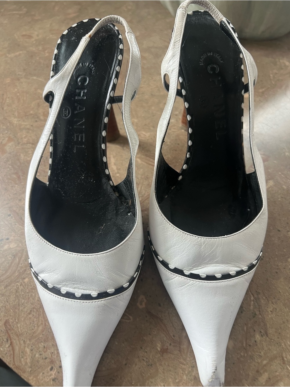 CHANEL White and Black Pointed Slingback Pumps